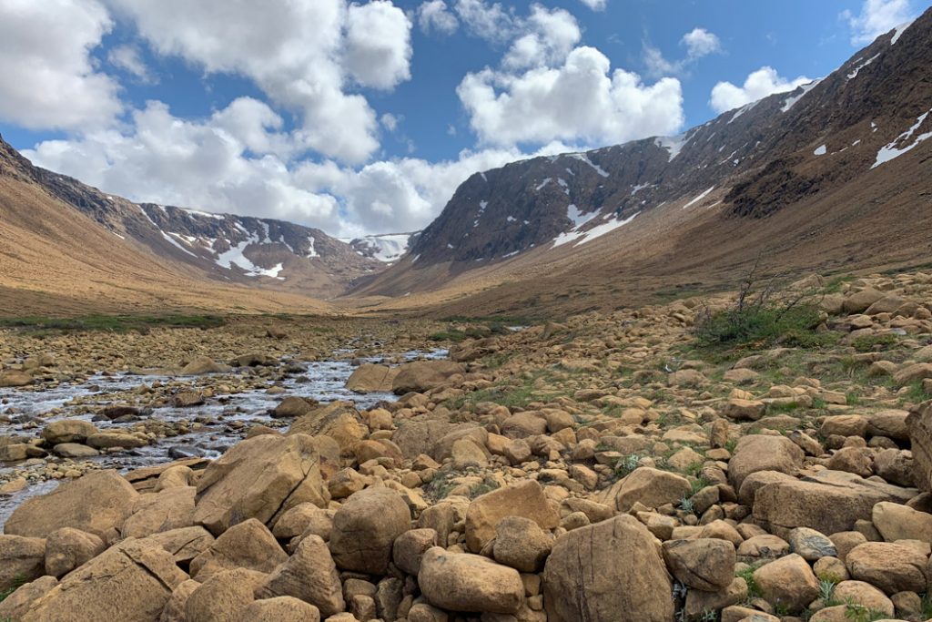 Newfoundland-tablelands_walk