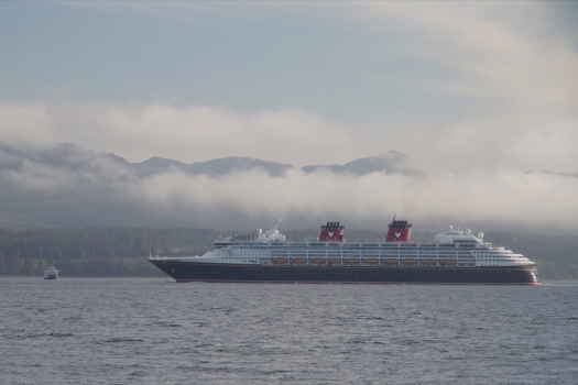 disney_cruise_ship