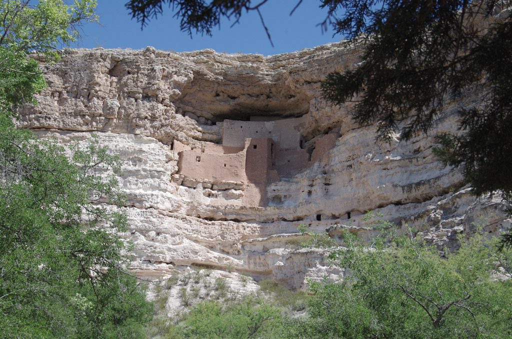 montezuma_castle_arizona